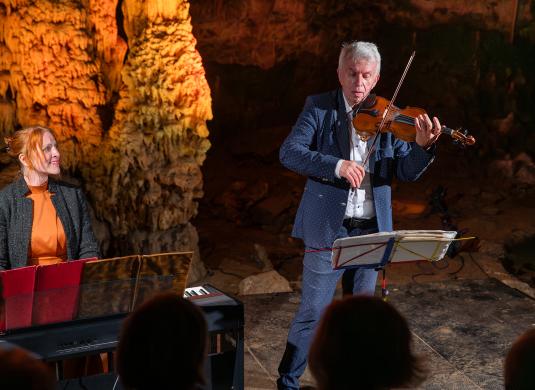 Jaroslav Svěcený - koncert v Punkevních jeskyních, 8. 6. 2024