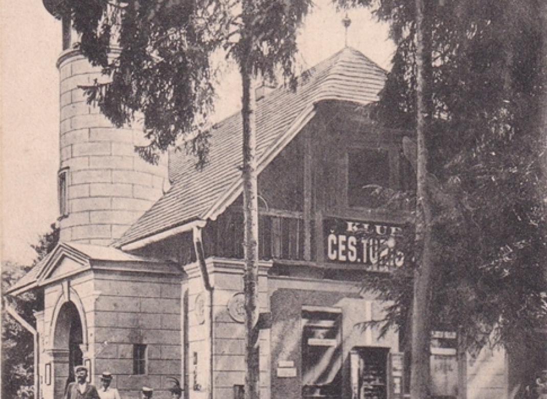 Mor. Švýcarsko. Útulna u Macochy (1903)
