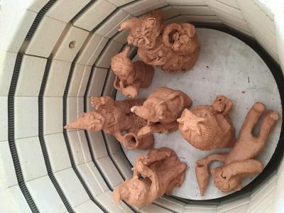 Skřítkové pro JNŠ z dílny ZUŠ Jeseník