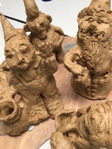 Skřítkové pro JNŠ z dílny ZUŠ Jeseník