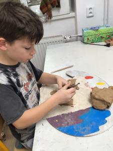 Skřítkové pro JNŠ z dílny ZUŠ Jeseník