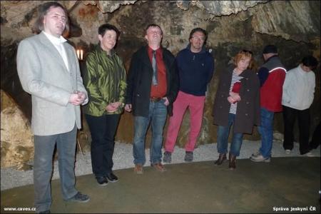 Restaurované nápisy v jeskyni Na Špičáku