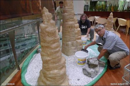 Dny jeskyní 2012 - výstava v NC Eden