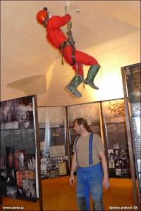 Dny jeskyní 2012 - výstava v zámku Ctěnice