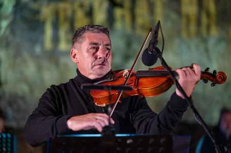 Orchestr Grande Moravia Ladislava Pavluše - Tenkrát na západě, jeskyně Výpustek, 5. 6. 2025