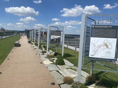 Jeskynní výstava na střeše Národního zemědělského muzea, 30. 6. 2026
