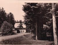 Macocha- Chata KČST (1946)