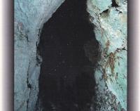 Macocha v noci - pohlednice (2006) 